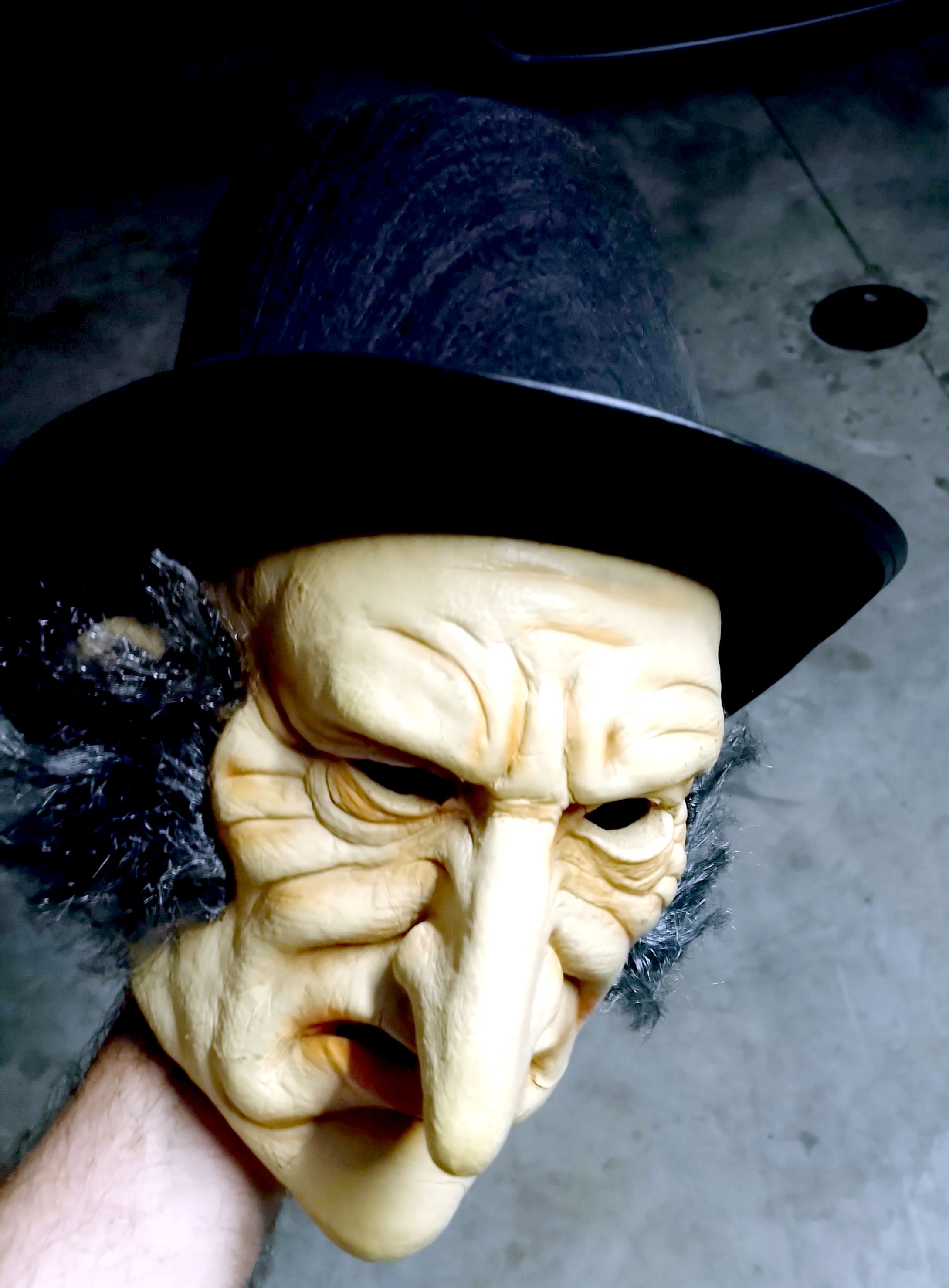 Maschera 18